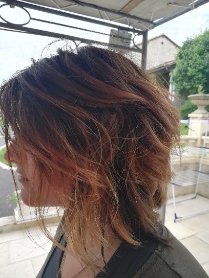 I.N Coiffure Mixte, Salon de Coiffure à Roullet-Saint-Estèphe