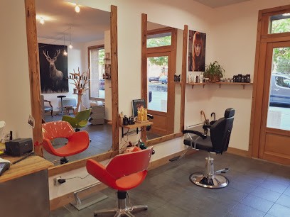 Head SPA Coiffure - Salon Femmes-Hommes-Enfants, Salon de Coiffure à Samoëns
