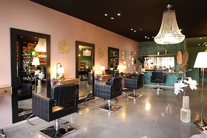 Le 327 Coiffeur, Salon de Coiffure à Saint-Restitut