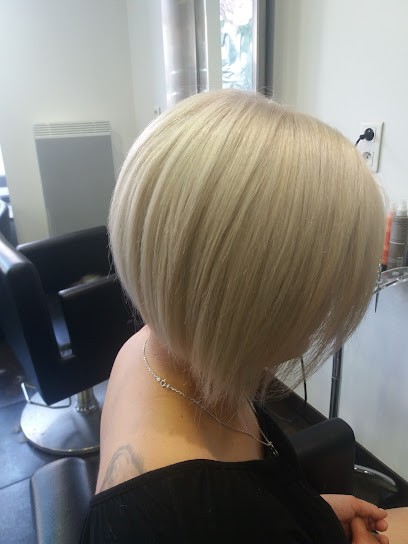Design Coiffure, Salon de Coiffure à Combeaufontaine
