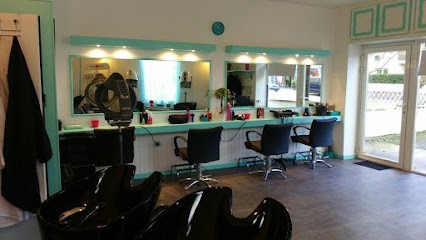 Lisa Coiffure, Salon de Coiffure à Saint-Médard-en-Jalles