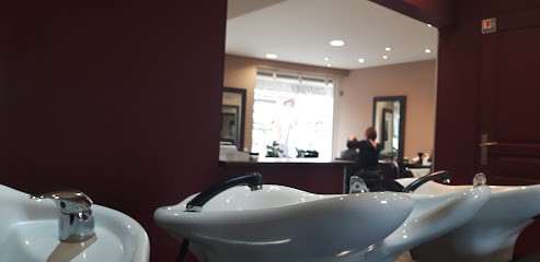 Marchès Karine, Salon de Coiffure à Monflanquin