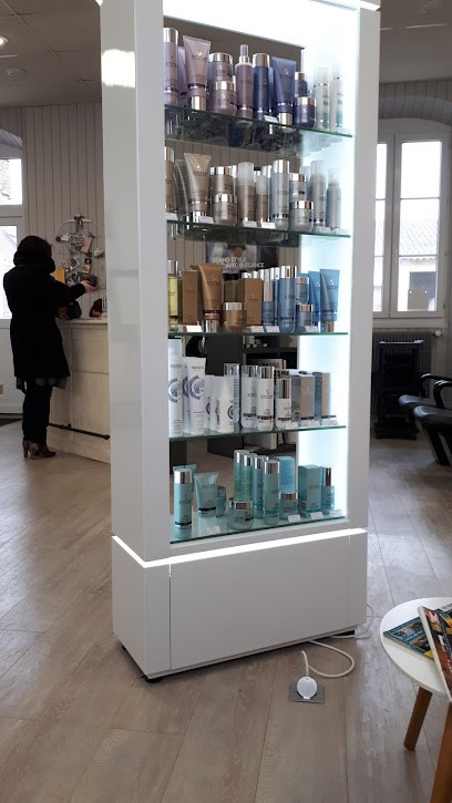 SALON COIFFURE EN TETE A TETE, Salon de Coiffure à Calan