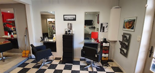 Le Carré Rouge - COIFFEUR - VISAGISTE - Roussillon, Salon de Coiffure à Roussillon