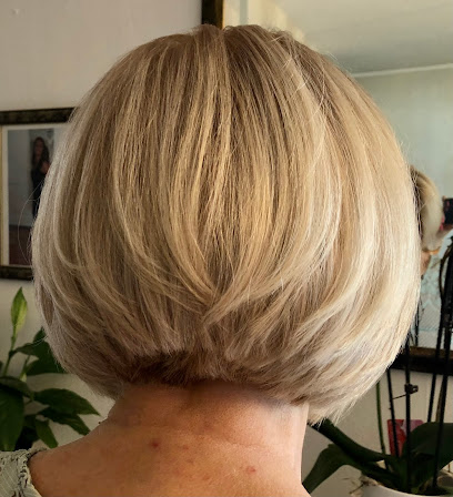 Véronique Angelaud Coiffeur à Martillac