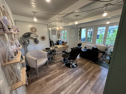 L'atelier De Laure Coiffeur Barbier Privatif Coiffeur à Gujan-Mestras