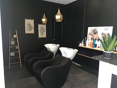 Aquarelle Coiffure Conseil, Salon de Coiffure à Ombrée d'Anjou