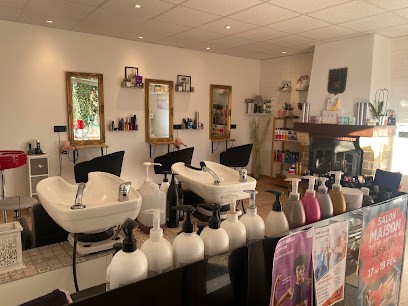 Solveig Coiffure, Salon de Coiffure à Thiberville