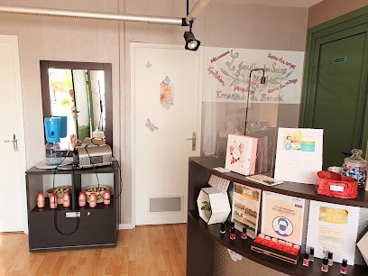 SALON DE COIFFURE, Salon de Coiffure à Ravel