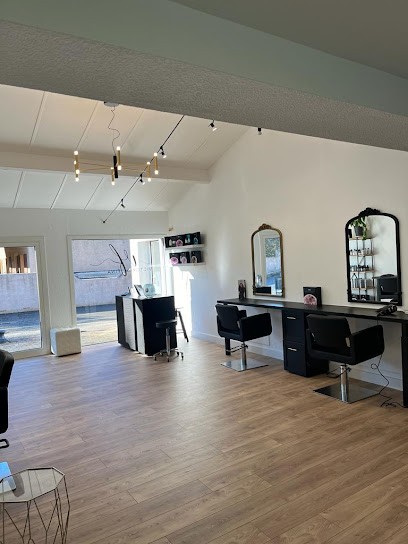 Salon De Coiffure - Victoria Fina, Salon de Coiffure à Ventabren