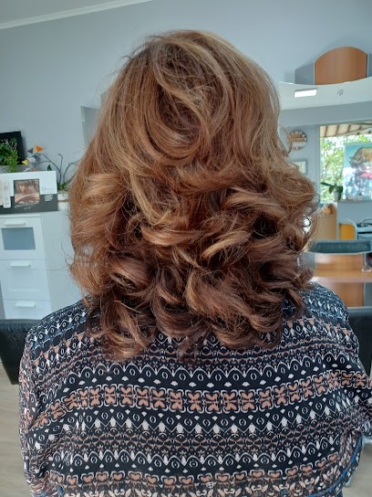 Minda Coiffure, Salon de Coiffure au Teich