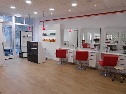 Camille Albane - Coiffeur Lentilly, Salon de Coiffure à Lentilly