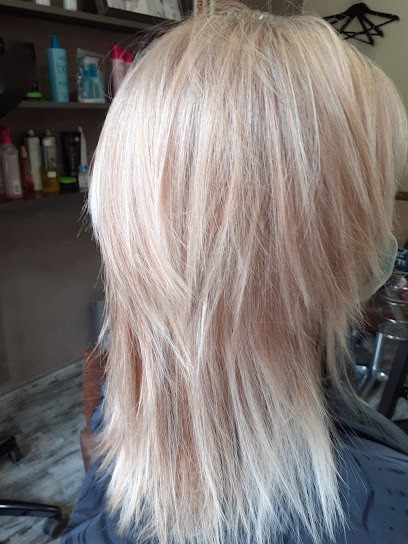 L' Atelier D' Amandine, Salon de Coiffure à Vedène