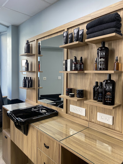 Le Double L_Barber, Barbier à Decize