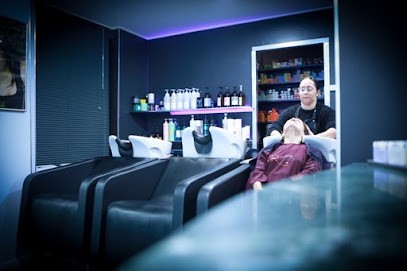 R Mode Coiffure, Salon de Coiffure à Thonon-les-Bains