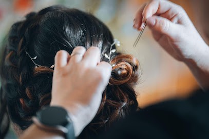 Tif Tif Et Colegram, Coiffeur à Domicile à Ussel