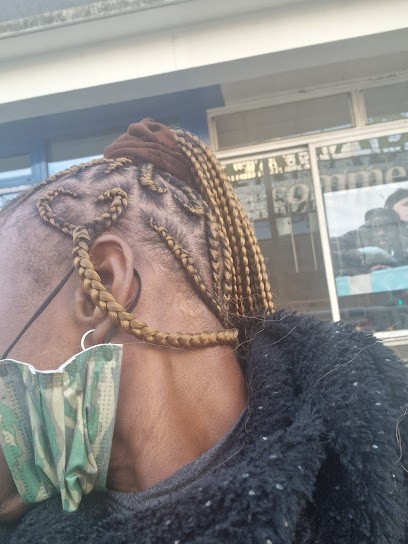 Doussou Coiffure, Salon de Coiffure à Sarcelles