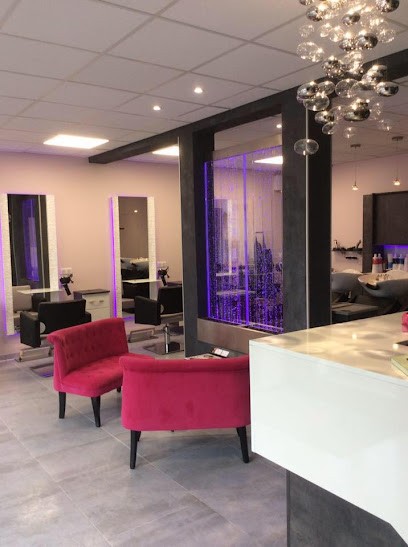 Romixt Coiffure, Salon de Coiffure à Foussemagne