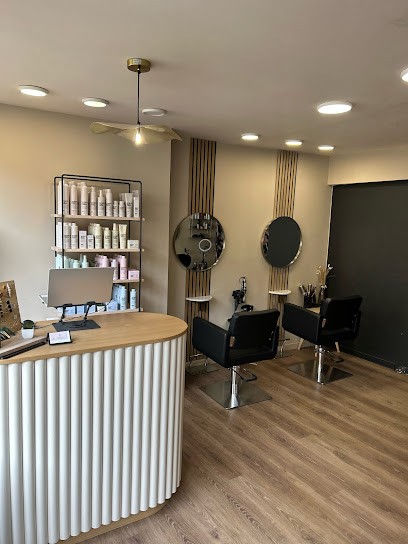 Le Salon De M'A, Salon de Coiffure à Angers