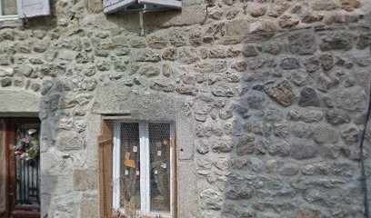 Salon De Coiffure Récréatif Barbier Corinne, Salon de Coiffure à Vorey