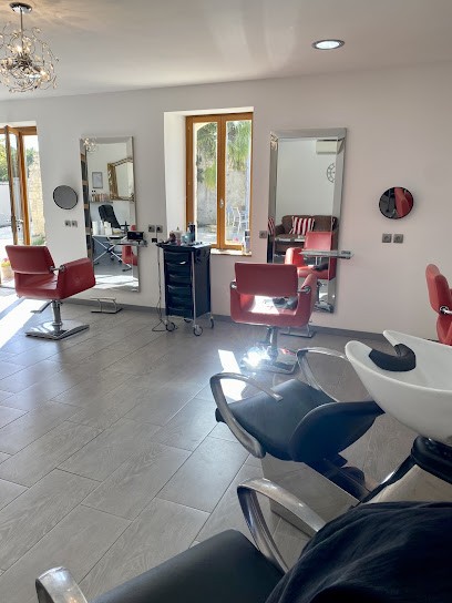 Jodies Salon, Salon de Coiffure à Bresdon