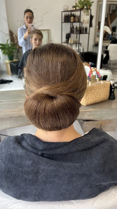 Lacote Maria, Salon de Coiffure à Valençay