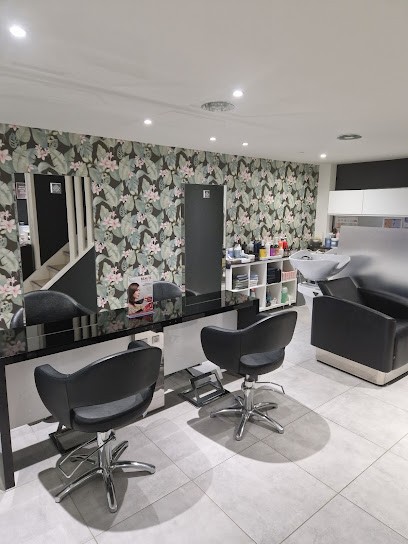 ANA'BELLA COIFFURE, Salon de Coiffure à Langres
