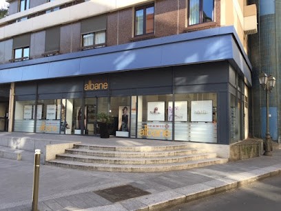 Camille Albane - Hairdresser Suresnes, Salon de Coiffure à Suresnes