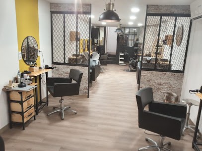 Coupe Et Coiff' SARL Lafay Lagoutte, Salon de Coiffure à Gannat