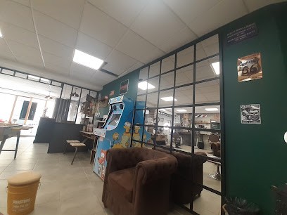 Mr Barbier By Mehdi, Barbier à Bourgueil