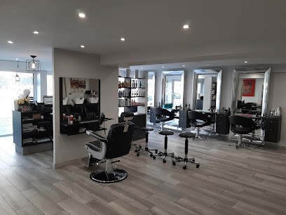 Central Parc Coiffure, Salon de Coiffure à Pontarlier