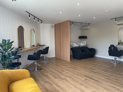 L'atelier de Marine, Salon de Coiffure à Bardos