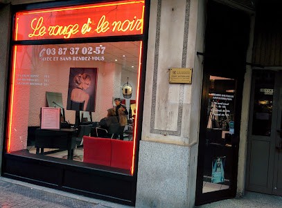 Le Rouge et Le Noir, Salon de Coiffure à Metz