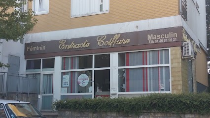 Entracte Coiffure, Salon de Coiffure à Thiais