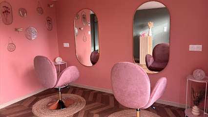 Les Petites Pointes De Mathilde Coiffeur à Saint-Michel-sur-Meurthe