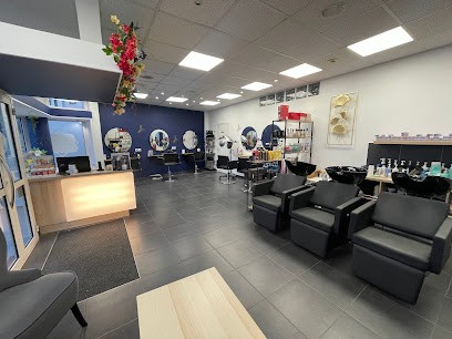 Messieurs Dames, Salon de Coiffure à Nohanent