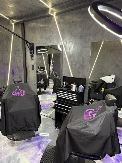 Cut & Clean Coiffeur à Vincennes