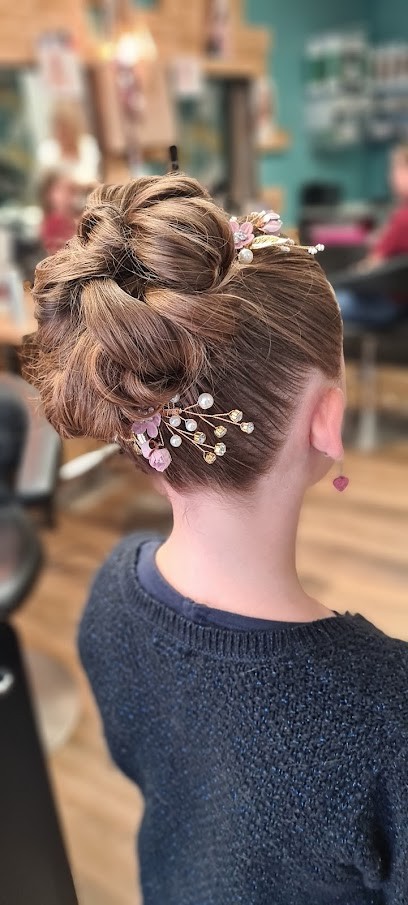 Visual Coiffure, Salon de Coiffure à Saint-Bonnet-le-Froid