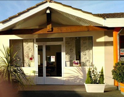 Bigoudis En Folie, Salon de Coiffure à La Teste-de-Buch