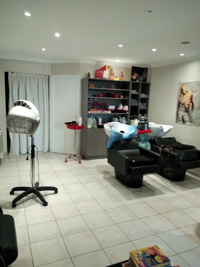 Sophie Montoya Coiffure, Salon de Coiffure à Nîmes