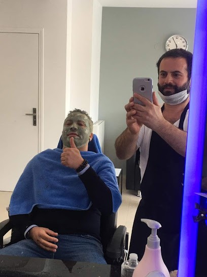 Métamorphose33 Coiffeur, Salon de Coiffure à Sainte-Geneviève-des-Bois