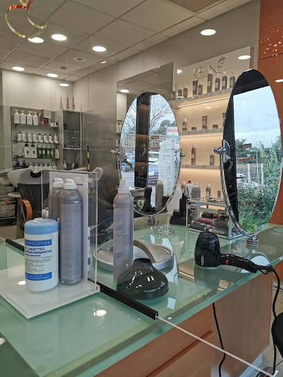 Salon De Coiffure Et Institut De Beauté - L'Espace EstHair La Seyne-sur-Mer, Salon de Coiffure à La Seyne-sur-Mer