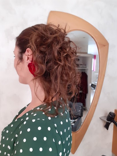 Hair Intuition Katia, Salon de Coiffure à Cognin