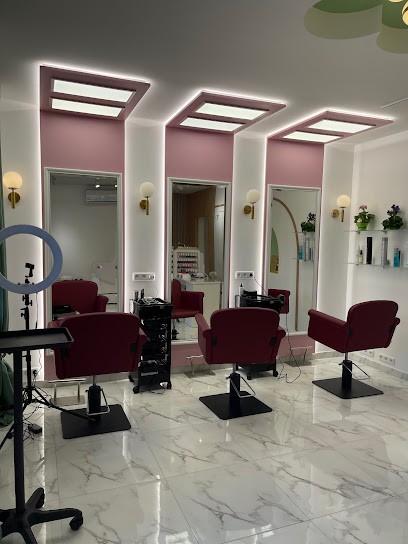 BAR À BEAUTÉ BY ADELA, Salon de Coiffure à Maisons-Alfort
