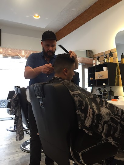 BarBer One, Salon de Coiffure à Barbey