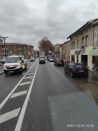 2 Bits With You, Salon de Coiffure à Saint-Jory