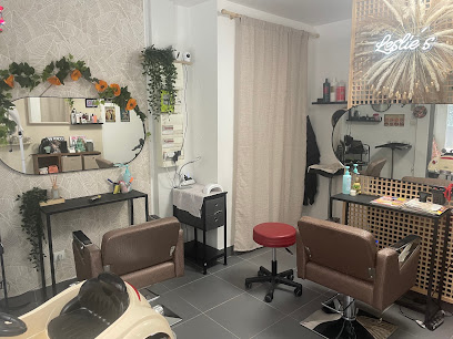 Leslie ´ S Coiffeur à Toulon