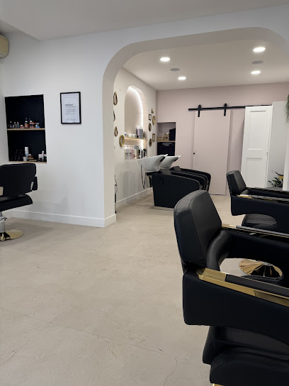 Alma Coiffure Coiffeur à Beaufort-en-Anjou