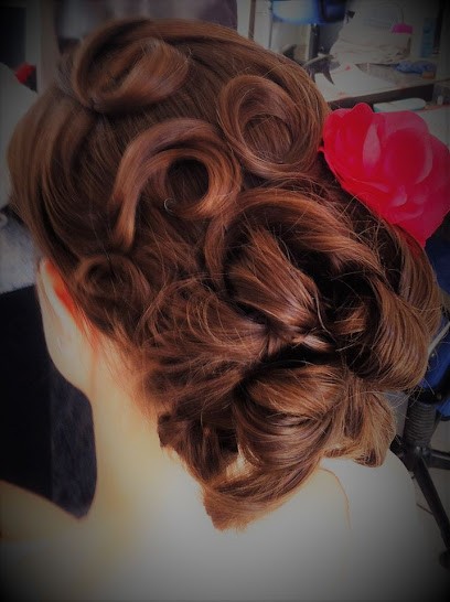 Nolwenn Coiffeuse à Domicile, Coiffeur à Domicile à Vaudelnay