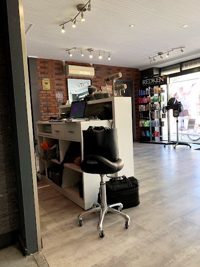 David Boumendil, Salon de Coiffure à Saint-Cyr-sur-Mer
